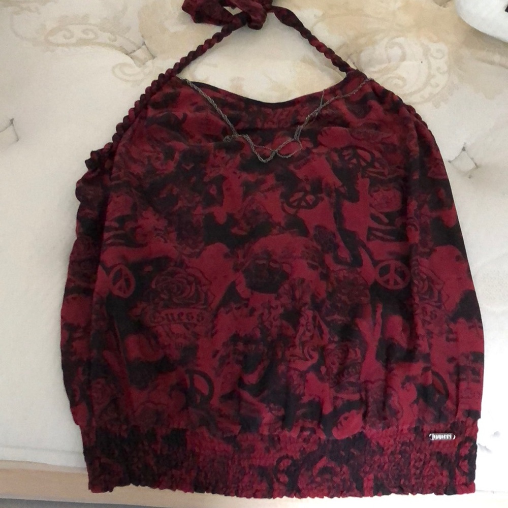 Guess top